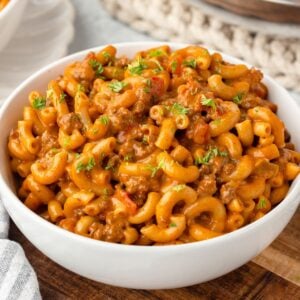 A white bowl of taco mac and cheese.
